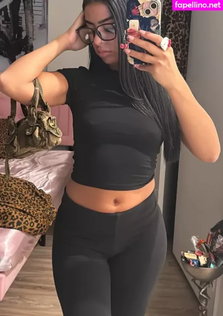 Thereal27star OnlyFans Thumbnail #f0lD5Gnes4