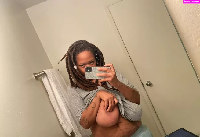 Therealblackqueenraven OnlyFans Thumbnail #WYyQhms8ke