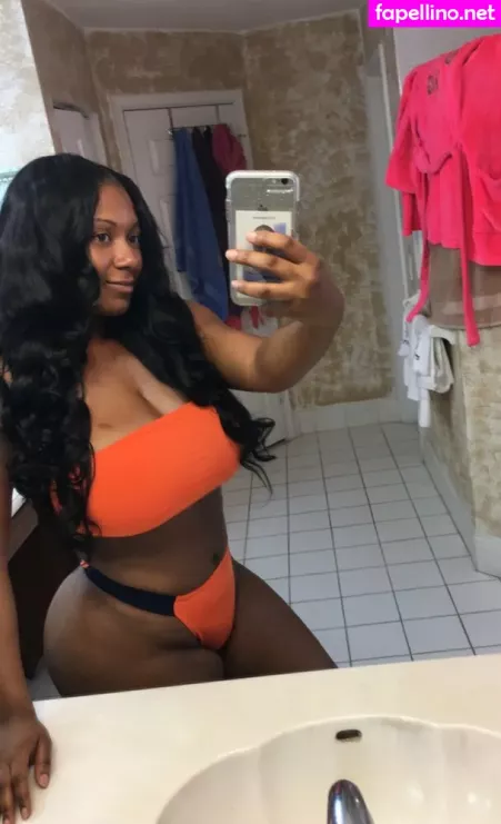 Therealchanellealicia OnlyFans Thumbnail #33b0cwdFm7