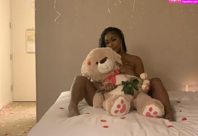 Therealchanellealicia OnlyFans Thumbnail #J05EmMebal