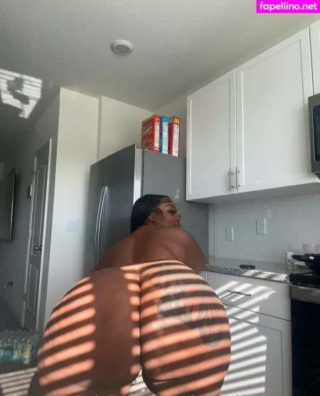 Therealfyebottom OnlyFans Thumbnail #TyXxUeQz0F