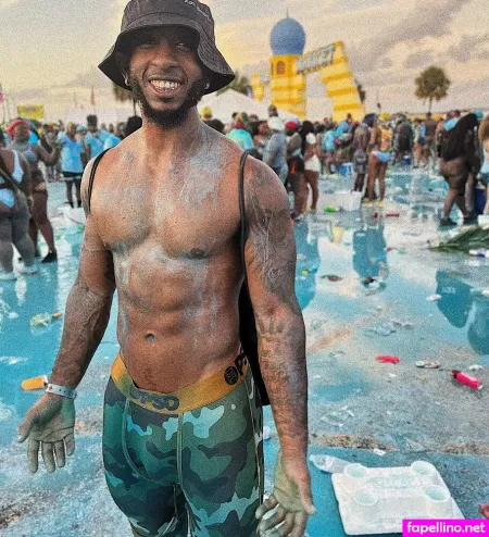 Therealgeesuavee OnlyFans Thumbnail #67pGI9xYJ9