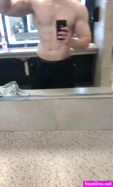 Therealjustinbates OnlyFans Thumbnail #KtmL6KKPCr