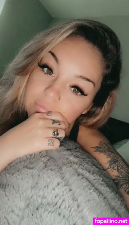 Therealmissdaisy OnlyFans Thumbnail #Vwrr9saX4j