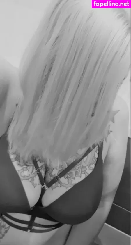 Therealmisskat OnlyFans Thumbnail #FHtMIbJrRS