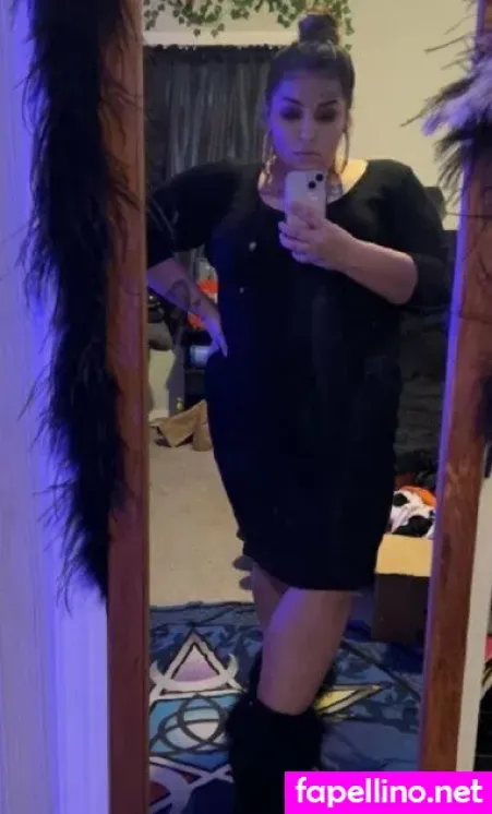 Therealmizkellie 1 OnlyFans Thumbnail #MW7dwoLokf