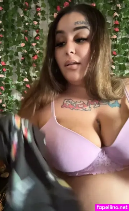 Therealmizkellie 1 OnlyFans Thumbnail #Tb66kyx0Xf