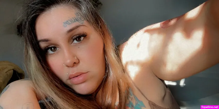 Therealmizkellie 1 OnlyFans Thumbnail #cPdHtEYFSY