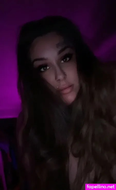 Therealmizkellie 1 OnlyFans Thumbnail #eRdzpoZYF7