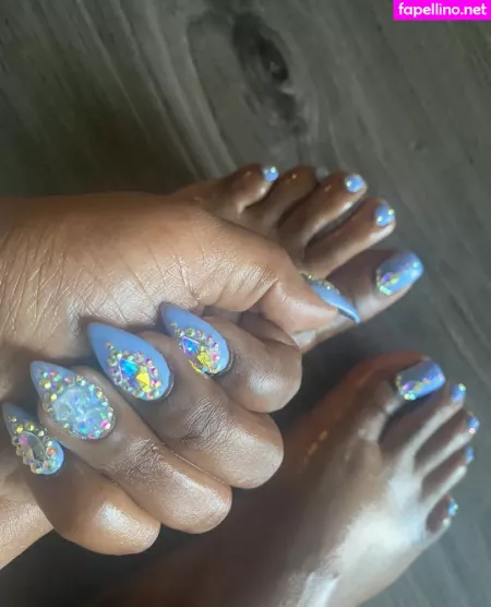 Therealmslondon OnlyFans Thumbnail #Rba2WH5iv0