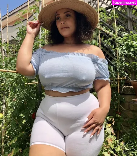 Therealnatalie OnlyFans Thumbnail #nCb3mSVWE5