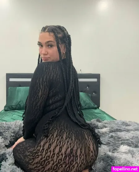 Therealroyalskye OnlyFans Thumbnail #b04zwvmcv0