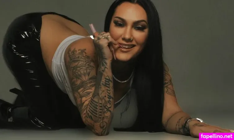 Therealroyalskye OnlyFans Thumbnail #w7Mz1yEkp3