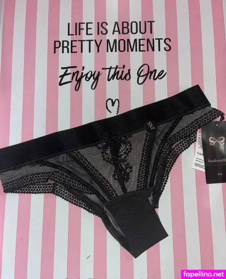 Therealsarafree OnlyFans Thumbnail #LfXTE0npzq