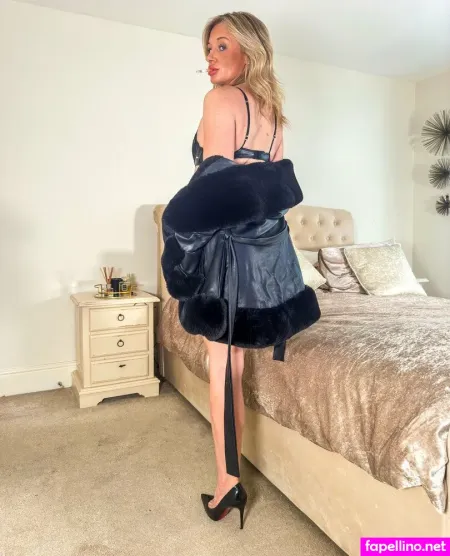 Therealsmokinghousewife OnlyFans Thumbnail #tfTMZLkHYr