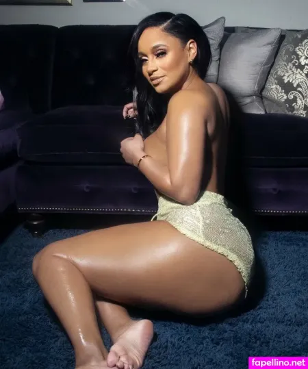 Therealtahiry OnlyFans Thumbnail #i1VWZvgcPh