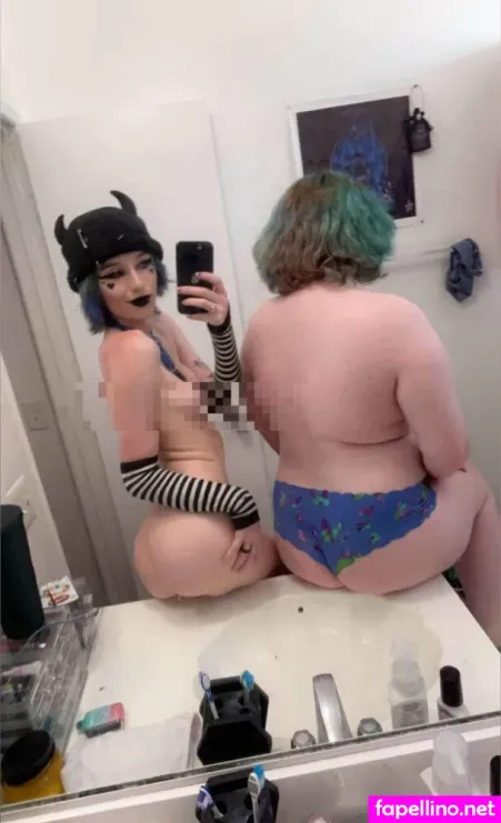 Therealvampfeet OnlyFans Thumbnail #P5cUtFlleH