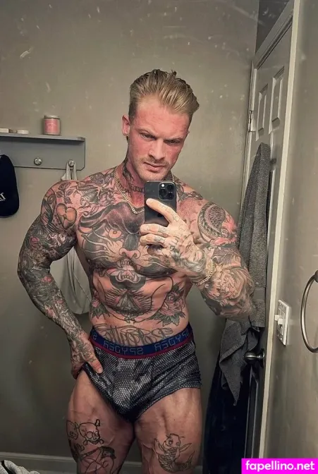 Therealvanillagorilla OnlyFans Thumbnail #Tjx8nqCpOx