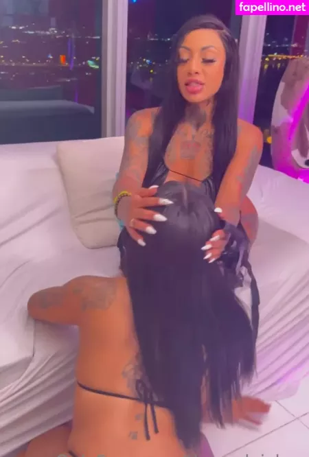 Therealvickyy OnlyFans Thumbnail #MBtLskb10u