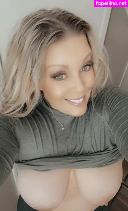 Therealvixenval OnlyFans Thumbnail #XdazHBFzdl