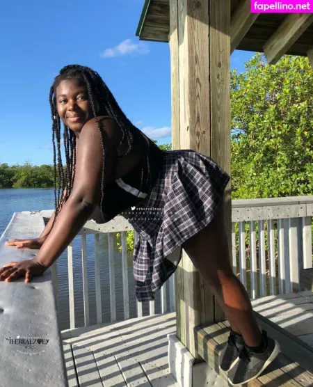 Therealzoey OnlyFans Thumbnail #9u3bdiUwOK