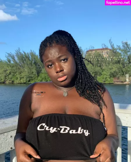 Therealzoey OnlyFans Thumbnail #xpduBNT8zc