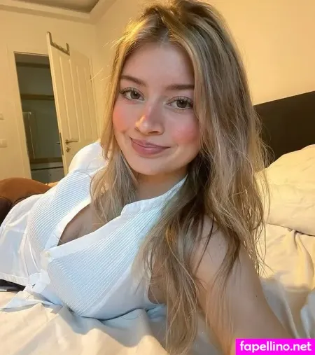 Theresa Adlee OnlyFans Thumbnail #IpztfLa752