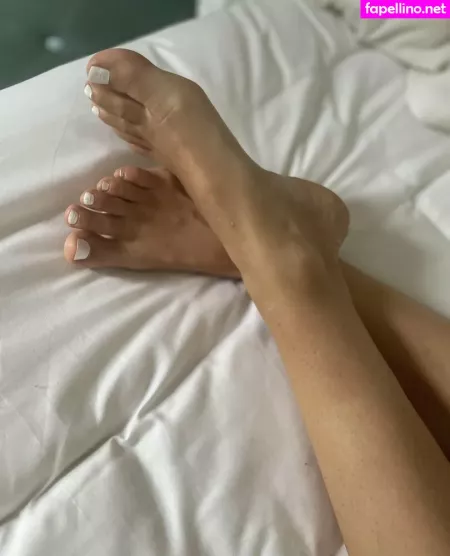 Theresa Edward OnlyFans Thumbnail #GDXysDpMR6