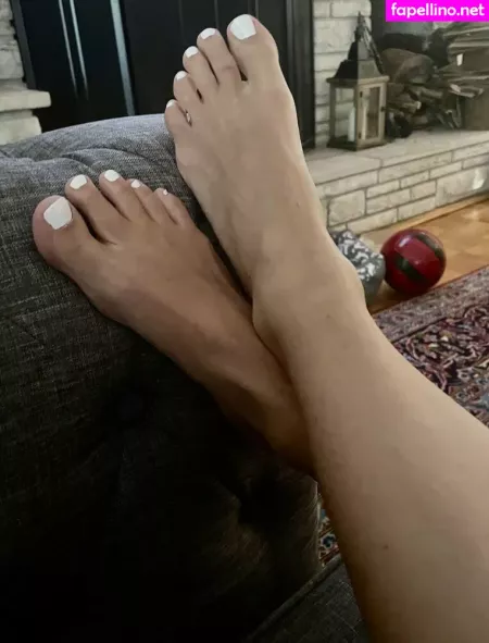 Theresa Edward OnlyFans Thumbnail #oGU2aei0cQ