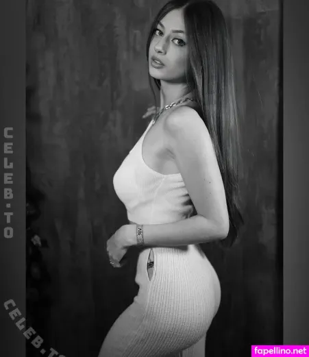 Theresa Lion OnlyFans Thumbnail #CN3hxOQywC