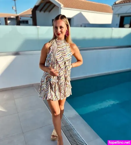 Theresa Luise OnlyFans Thumbnail #2YZOTM7vZD