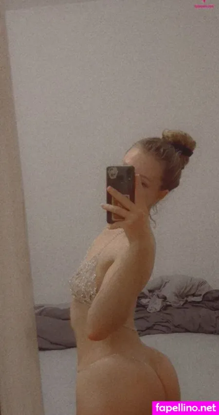 Theresa S0phie OnlyFans Thumbnail #3eteVDdvW8