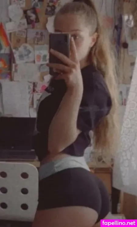 Theresa S0phie OnlyFans Thumbnail #e2PyXrfRXM