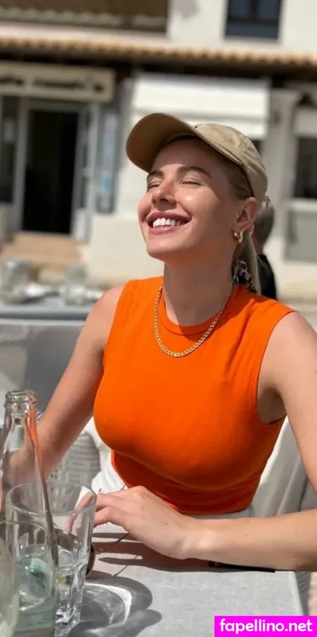 Theresa Schultheiss OnlyFans Thumbnail #dMzaTd7bpd