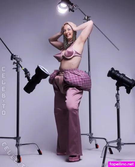 Theresa Ziegler OnlyFans Thumbnail #7BWV1NdvhW