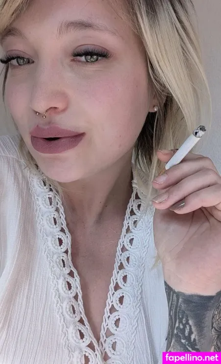 Theresasmoke OnlyFans Thumbnail #I9s2LTcPHG