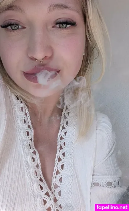Theresasmoke OnlyFans Thumbnail #IDvaaDqYvo