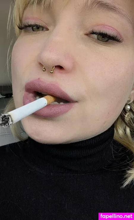 Theresasmoke OnlyFans Thumbnail #uXGYz4ISfG
