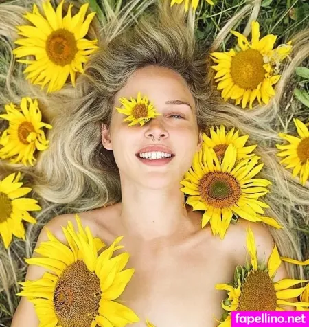 Theresia Fischer OnlyFans Thumbnail #RsudNXc7B9