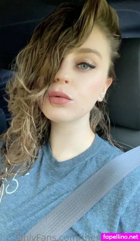 Theroyalheidi OnlyFans Thumbnail #gAasTmmVDx