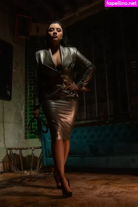 Therubberbabe OnlyFans Thumbnail #JqGbkAQVOA