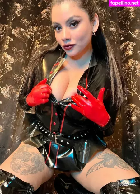 Therubberbabe OnlyFans Thumbnail #VgjBAK4zXv