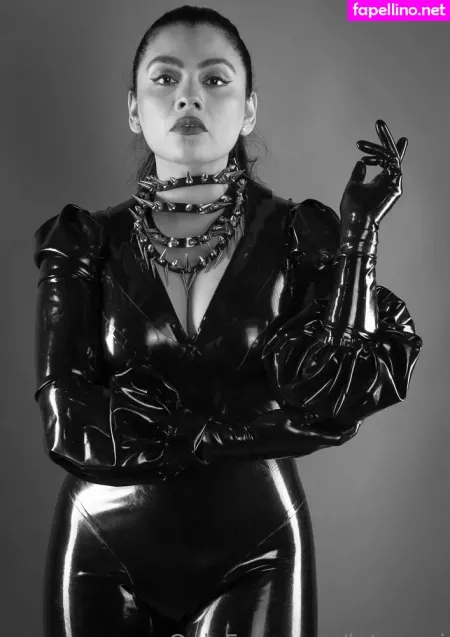 Therubberbabe OnlyFans Thumbnail #oTZCGRBjbc