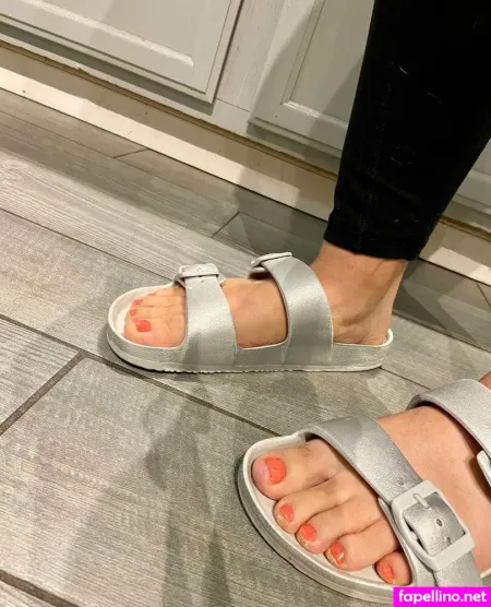 Therunnersfeet OnlyFans Thumbnail #Yq1PKLrpmR