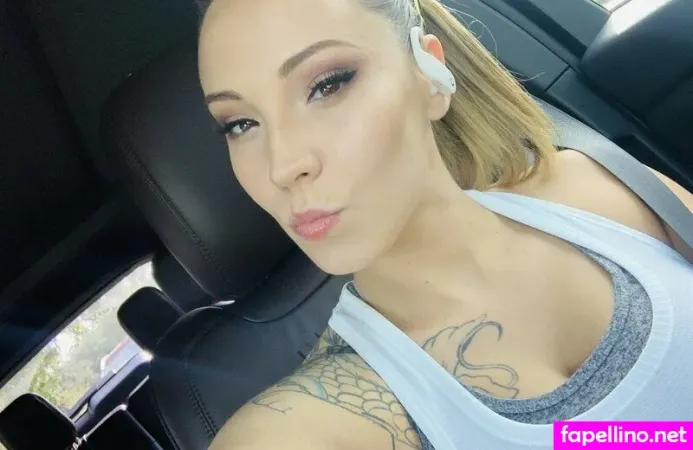 Thesashafoxxx OnlyFans Thumbnail #tg2r47D18i