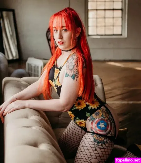 Thescarlettvixen1 OnlyFans Thumbnail #Oz7riLLwnl