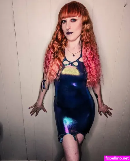 Thescarlettvixen1 OnlyFans Thumbnail #ddPVDVGv3j