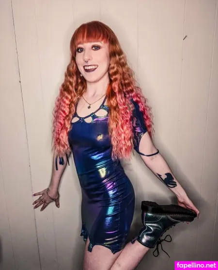 Thescarlettvixen1 OnlyFans Thumbnail #kkiy1rHgDF