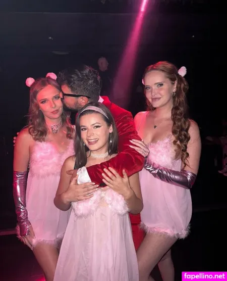 Thesedonas OnlyFans Thumbnail #CGqwoZsskO