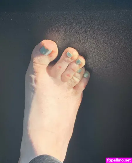Theselilpiggie6 OnlyFans Thumbnail #lZf1I6DfRU